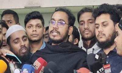 নদী কি শুধু আওয়ামী লীগ বিএনপির বাড়ীঘর ভাঙে!
