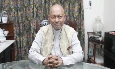 বেরোবির সাবেক ভিসি নাজমুল হাসান কলিমুল্লাহ গ্রেফতার
