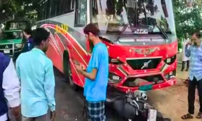 রাঙামাটিতে বাস-মোটরসাইকেল সংঘর্ষ, আহত ১