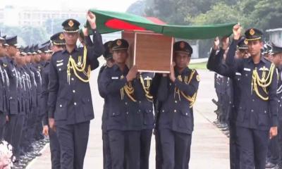 পাইলট তৌকিরকে কুর্মিটোলায় শেষ বিদায়