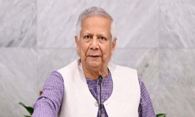 ১৩ রাজনৈতিক দলের সঙ্গে বৈঠকে প্রধান উপদেষ্টা