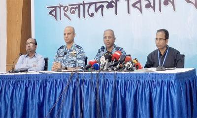 ঢাকা থেকে জঙ্গিবিমান ঘাঁটি সরানোর পরিকল্পনা নেই