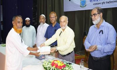 শোক ও শ্রদ্ধায় বাকৃবিতে ‘জুলাই শহীদ দিবস’ পালিত