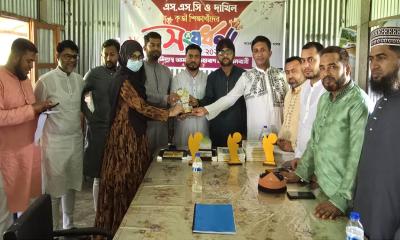 দেবিদ্বারে জিপিএ-৫ প্রাপ্ত কৃতি শিক্ষার্থীদের সংবর্ধনা