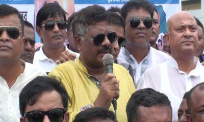 ‘ফ্যাসিস্টের বিরুদ্ধে সব রাজনৈতিক দলকে ঐক্যবদ্ধ থাকতে হবে’