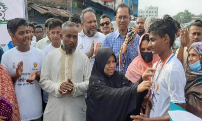 গণঅভ্যুত্থান দিবসে জয়পুরহাটে প্রতীকী ম্যারাথন