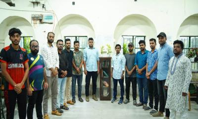 ঢাকা বিশ্ববিদ্যালয়ের মধুর ক্যান্টিনে ‘মুক্তির পাঠাগার’ স্থাপন