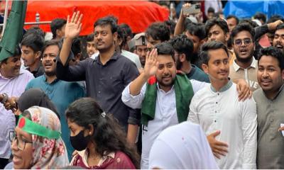 বৃষ্টির দিনে এনসিপির পদযাত্রা মাগুরায়: দেখা হয়নি অপেক্ষমাণ পরিবারগুলোর সঙ্গে