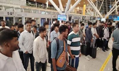 মালয়েশিয়ার বিমানবন্দরে আটকে দেওয়া হলো ৯৮ বাংলাদেশিকে
