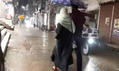 পাবনায় টানা বৃষ্টিতে জনজীবন বিপর্যস্ত, বন্যার আশঙ্কা