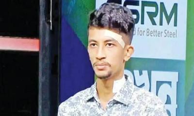 বৈষম্যবিরোধী নেতা রিয়াদের বাসা থেকে ২ কোটি ২৫ লাখ টাকার চেক উদ্ধার