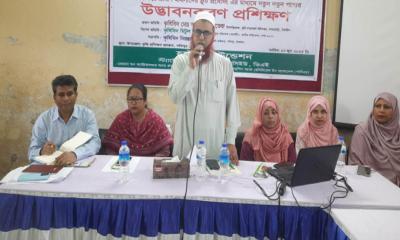 সখীপুরে গ্রামীণ নারীদের নিয়ে ফল প্রক্রিয়াজাতকরণ ও উদ্ভাবন প্রশিক্ষণ