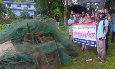 শ্রীপুরে প্রায় ৫ লাখ টাকার চায়না জাল জব্দ, আগুনে পুড়িয়ে ধ্বংস