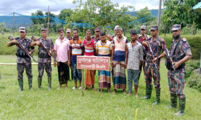 সুনামগঞ্জ সীমান্তে চার পাচারকৃত ব্যক্তি ও দুই মানব পাচারকারী আটক