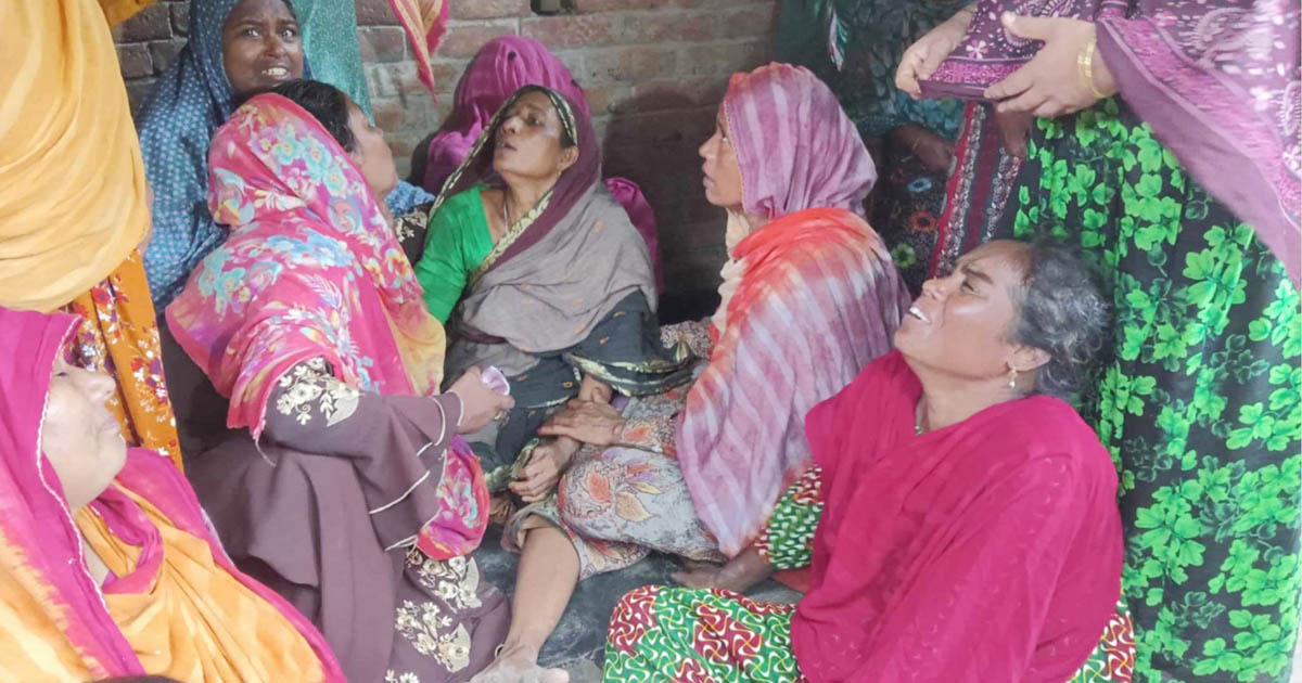 রাজশাহীর পবায় একই পরিবারের ৪ জনের লাশ উদ্ধার