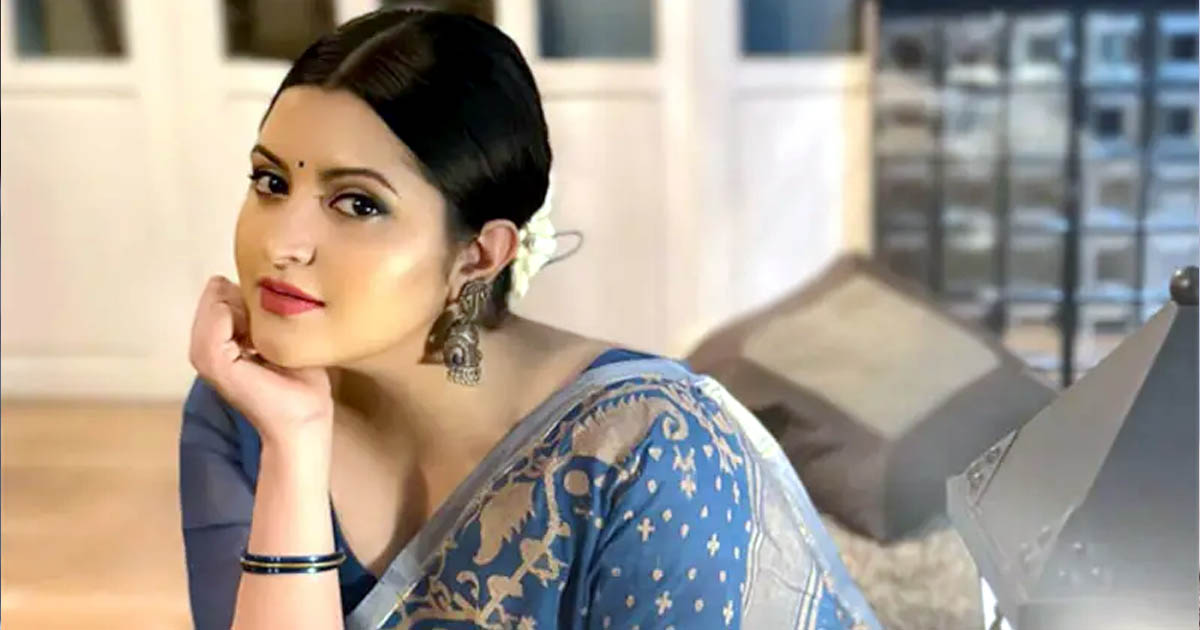 বেসরকারি হাসপাতাল নিয়ে পরীমণির রহস্যজনক পোস্ট