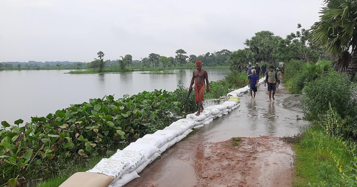 অভয়নগরে সরকারি খালে জাল বসালেই জেল-জরিমানা