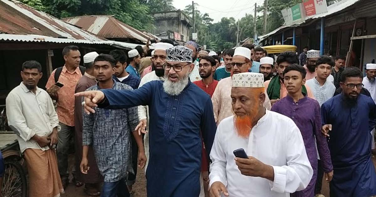 বিভাজনের রাজনীতি চাই না, শান্তি চাই