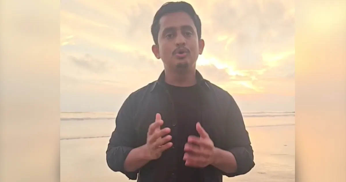 সমুদ্রসৈকতে দাঁড়িয়ে যে বার্তা দিলেন সারজিস আলম