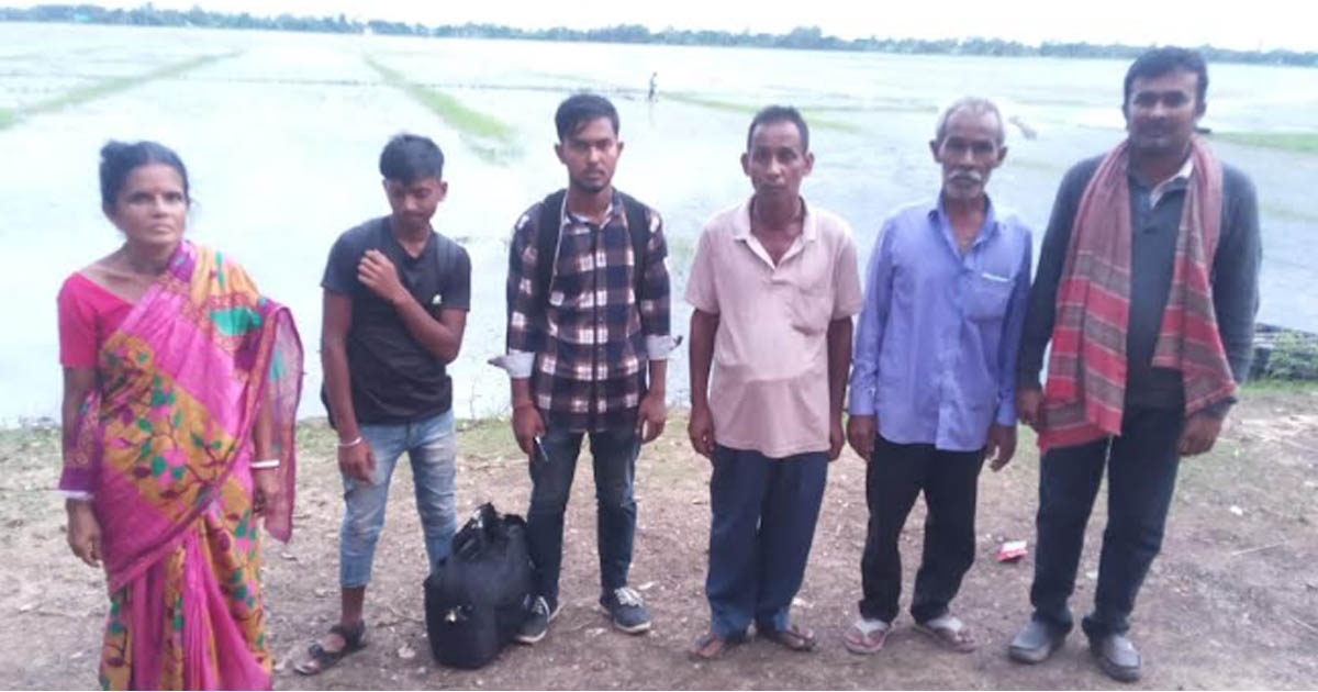 ভারত থেকে অবৈধভাবে ফেরার পথে তাহিরপুর সীমান্তে ৬ বাংলাদেশি আটক