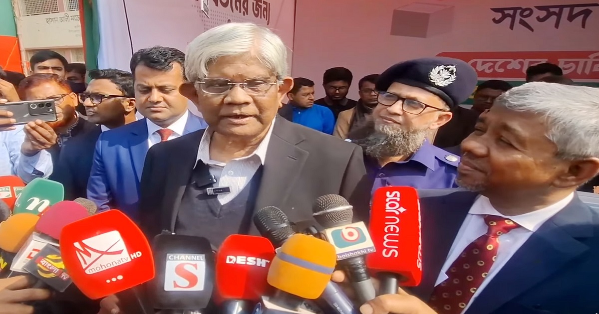 দেশের অর্থনৈতিক অবস্থাকে আইসিইউ থেকে কেবিনে স্থানান্তর করা হয়েছে