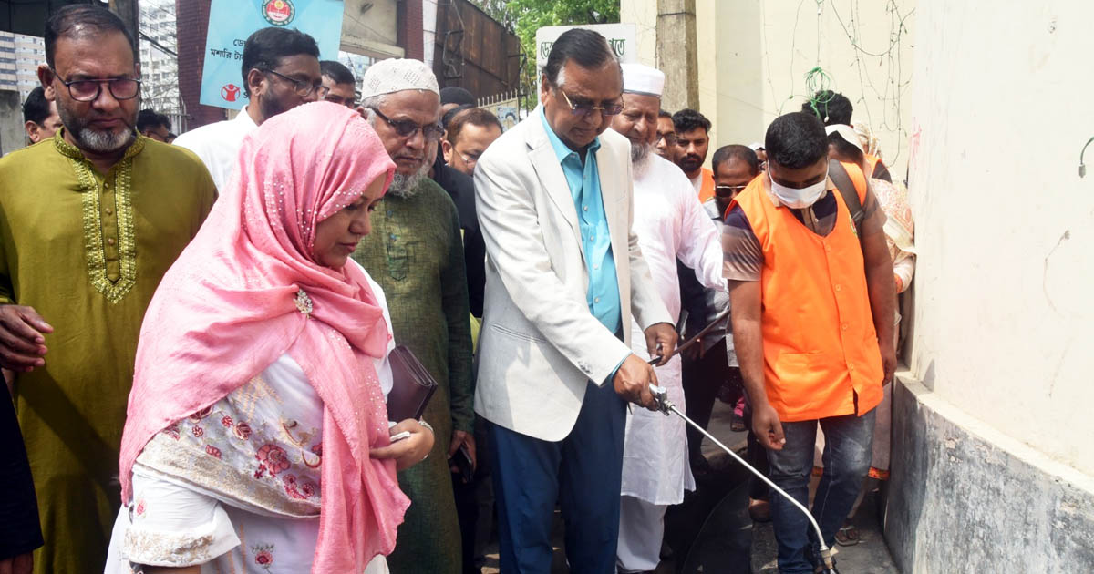 ধলপুরে ডিএসসিসির বিশেষ পরিচ্ছন্নতা অভিযান ও আধুনিক যানবাহন হস্তান্তর সম্পন্ন