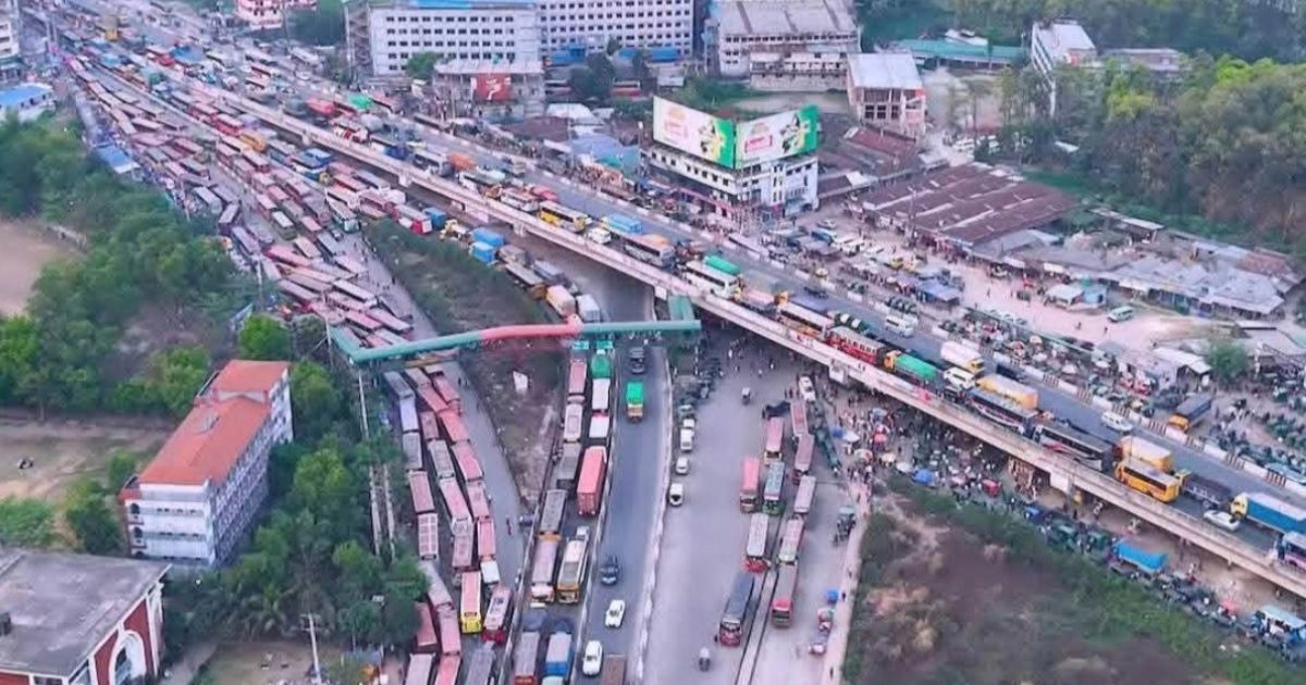 ঢাকা-টাঙ্গাইল মহাসড়কে ৩৫ কিলোমিটার যানজট, শিলাবৃষ্টিতে বাড়ছে ভোগান্তি