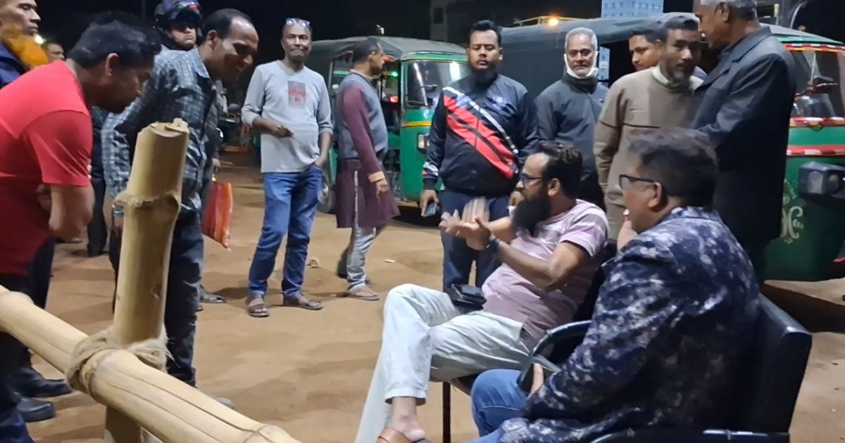 বোদায় ড্রামে ভরে ডিজেল বিক্রির দায়ে সাবাব ফিলিং স্টেশনকে জরিমানা
