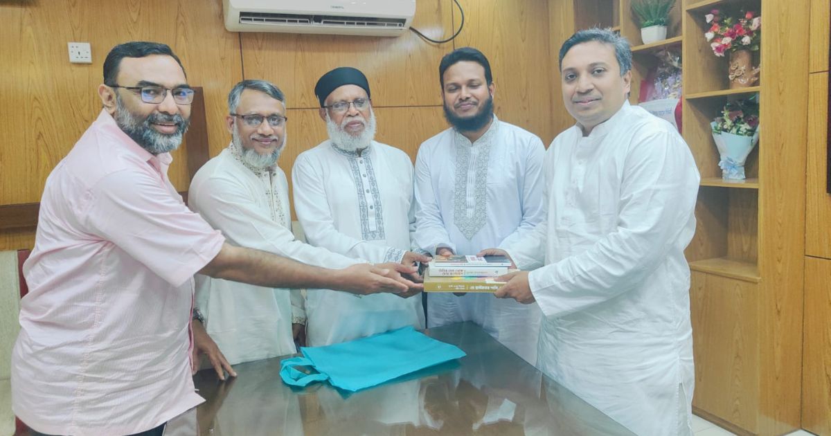 গাজীপুর জেলা পরিষদ চেয়ারম্যানের সঙ্গে জামায়াত নেতৃবৃন্দের সাক্ষাৎ