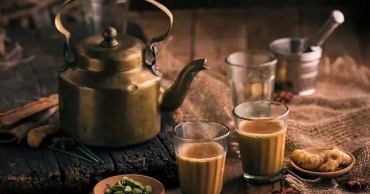 রঙ চায়ে কেন দুধ মেশাল ব্রিটিশরা? জানুন সেই অদ্ভুত কারণ