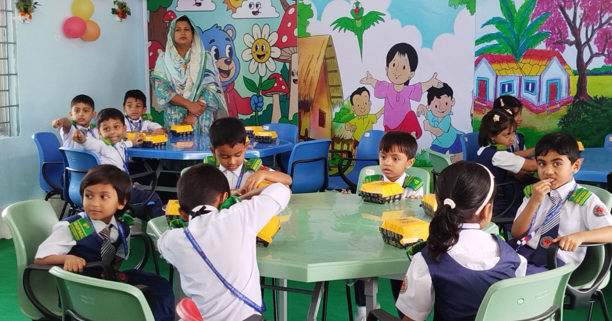 লালমনিরহাটে বর্ডার গার্ড স্কুলের দৃষ্টিনন্দন শ্রেণিকক্ষ উদ্বোধন