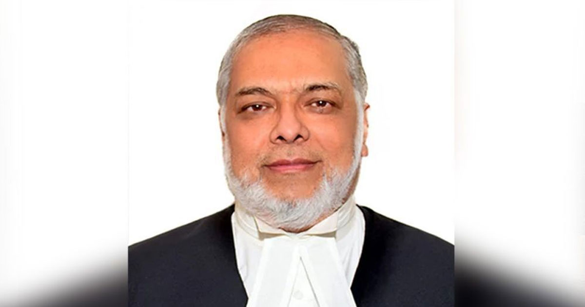 কর্মঘণ্টায় ফেসবুক ব্যবহার নিয়ে বিচারকদের কঠোর হুঁশিয়ারি প্রধান বিচারপতির