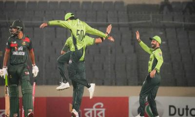 ১১৪ রানেই গুটিয়ে গেল বাংলাদেশ, বড় জয়ে সিরিজে সমতায় পাকিস্তান