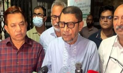 মধ্যরাতে হাসপাতাল পরিদর্শনে স্বাস্থ্যমন্ত্রী, পরিস্থিতি দেখে আইসিইউ চালুর আশ্বাস