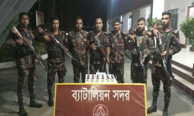 কুষ্টিয়ায় সোয়া ৬ কোটি টাকার এলএসডিসহ বিপুল পরিমাণ মাদক জব্দ