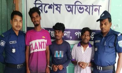 দেবীগঞ্জে পুলিশের অভিযানে ট্যাপেন্টাডলসহ ৩ মাদক ব্যবসায়ী আটক