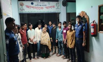দেবীগঞ্জে মাদকবিরোধী অভিযানে মা-ছেলে-নাতিসহ গ্রেপ্তার ১৩