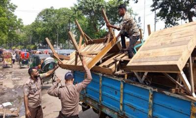 উচ্ছেদ অভিযানে ফুটপাত দখলমুক্ত, স্বস্তিতে পথচারী