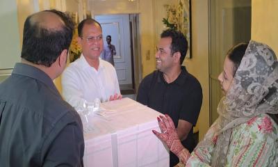 সেই নবদম্পতিকে উপহার পাঠালেন প্রধানমন্ত্রী