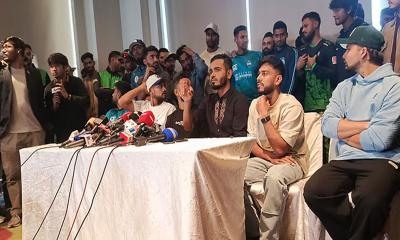 নাজমুলের পদত্যাগের দাবিতে অনড় ক্রিকেটাররা: পাঁচ দফা দাবিতে আল্টিমেটাম