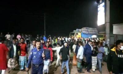 সোনারগাঁয়ে দেশীয় অস্ত্র সহ ৭ ডাকাত আটক