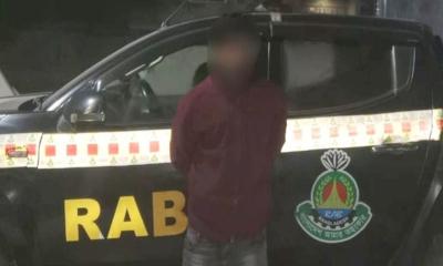 রাজশাহীতে র‍্যাবের অভিযানে ট্যাপেন্টাডলসহ মাদক ব্যবসায়ী গ্রেপ্তার
