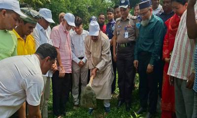 কটিয়াদীতে খাল খনন ও রাস্তা উন্নয়ন কাজের উদ্বোধন করলেন এমপি জালাল উদ্দিন