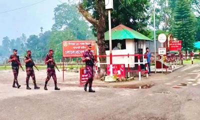 অনুপ্রবেশ ঠেকাতে হিলি সীমান্তে বিজিবির সর্বোচ্চ সতর্কতা