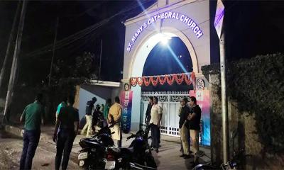 রমনায় গির্জার সামনে ককটেল বিস্ফোরণ