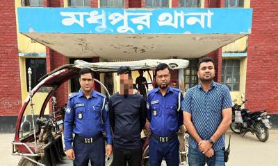 মধুপুরে চাঞ্চল্যকর অটো চুরির রহস্য উদঘাটন, চোর গ্রেপ্তার