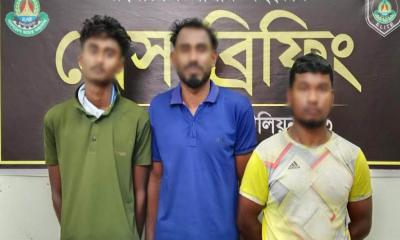 কালীগঞ্জে র‍্যাবের অভিযান, ৬১১ বোতল মাদকসহ গ্রেপ্তার ৩
