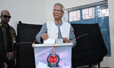 গণভোটের ঐতিহাসিক সকালে ড. ইউনূসের উদাত্ত আহ্বান