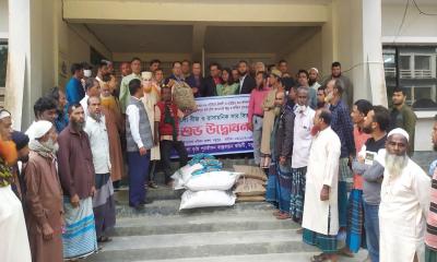 মধুপুরে বিনামূল্যে সার ও বীজ বিতরণ কার্যক্রমের উদ্বোধন