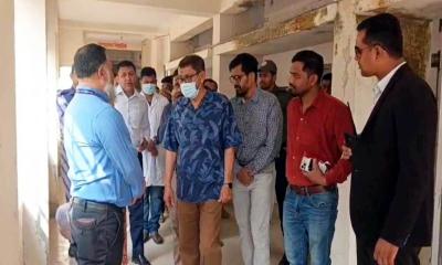হাসপাতাল পরিদর্শনে স্বাস্থ্যমন্ত্রী, অনুপস্থিতদের বিরুদ্ধে ব্যবস্থা